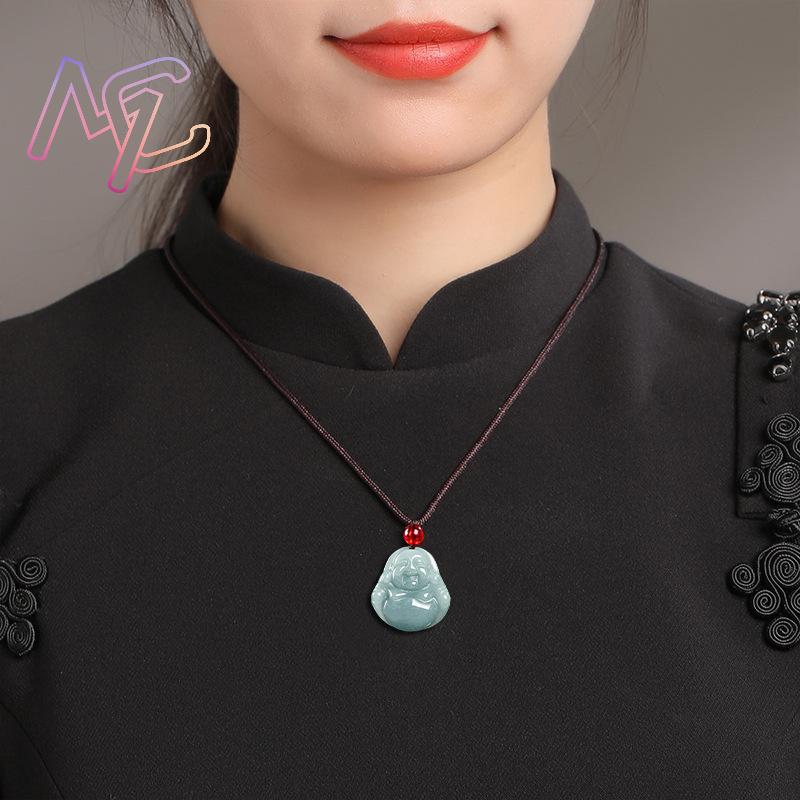 Collar con colgante de Buda Gu - Jewelry & Watches Vitopoulos reseña y precio