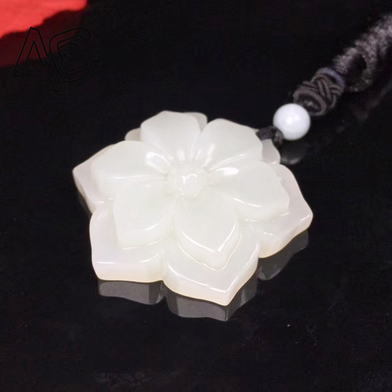 Colgante de flor Pentagonal de - Luxury Gifts Jewelry & Watches Namfleg Mostar reseña y precio